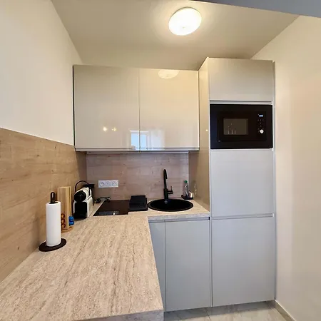 A006 Superbe Dans Le Carre D'or-cannes Cannes